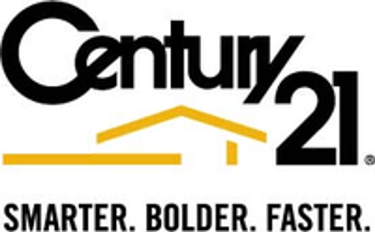 Photo for Patty Matthews, Listing Agent at Century 21 Topsail Realty