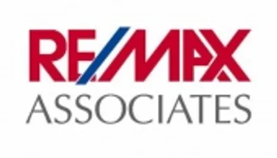 Photo for Lacey McCarthy, Listing Agent at RE/MAX Associates