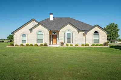 Photo for Mindy Tol, Listing Agent at Coldwell Banker Apex, REALTORS