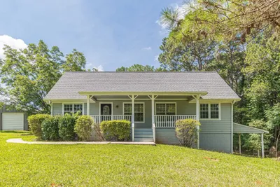 Photo for Sonia Hellen, Listing Agent at HomeSmart