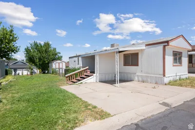 Photo for Makayla Adams, Listing Agent at Better Homes and Gardens Real Estate Momentum