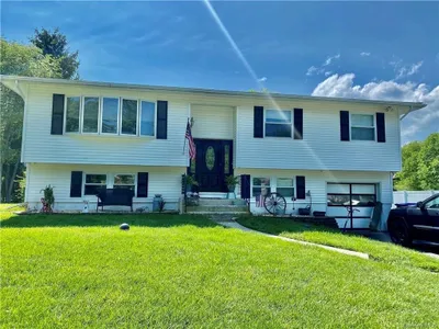 Photo for Tara Fontana, Listing Agent at HomeSmart Homes & Estates