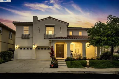Photo for Vinny Singh, Listing Agent at Compass