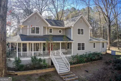 Photo for Vivia Dodson, Listing Agent at HomeSmart