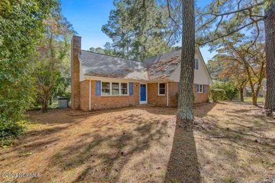 Photo for Julie Martin, Listing Agent at Keller Williams Realty Raleigh