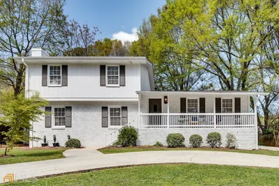 Photo for Jane Meeks, Listing Agent at PalmerHouse Properties