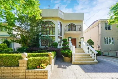 Photo for Svetlana Rabinovich, Listing Agent at Maximillion Realty, Inc.