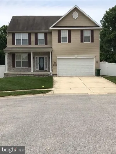 Photo for Dianne Stern, Listing Agent at RE/MAX Solutions