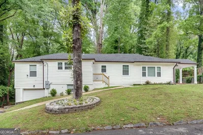 Photo for Iman Kasm, Listing Agent at HomeSmart