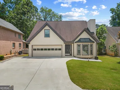 Photo for DeAndre Holton, Listing Agent at HomeSmart