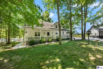 Photo for Mayes Thompson, Listing Agent at Mayes Thompson Realty & Auction