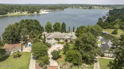 Photo for Barbara Ledbetter, Listing Agent at Coldwell Banker Access Realty, Macon