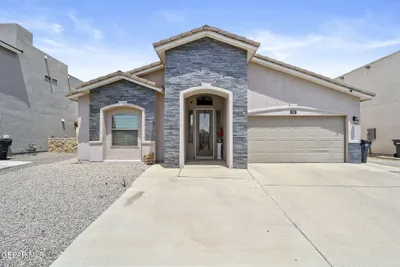 Photo for Tropicana Realty