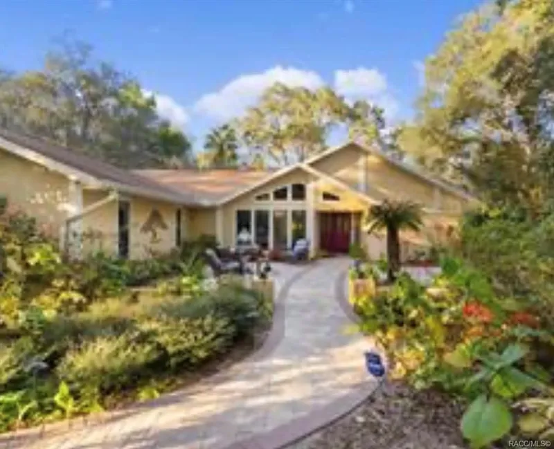 Beverly Hills FL Rental Single Family Detached — Listed by Peggy ...